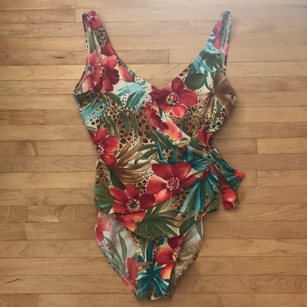 Islander One-Piece Bathing Suit - Picture 2 of 8